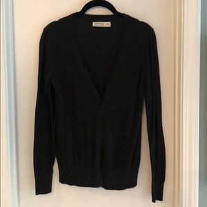 Black long sleeve V-neck cardigan